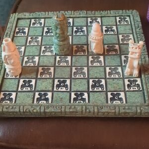 Vintage! Artisan Chess Set - Green and Cream